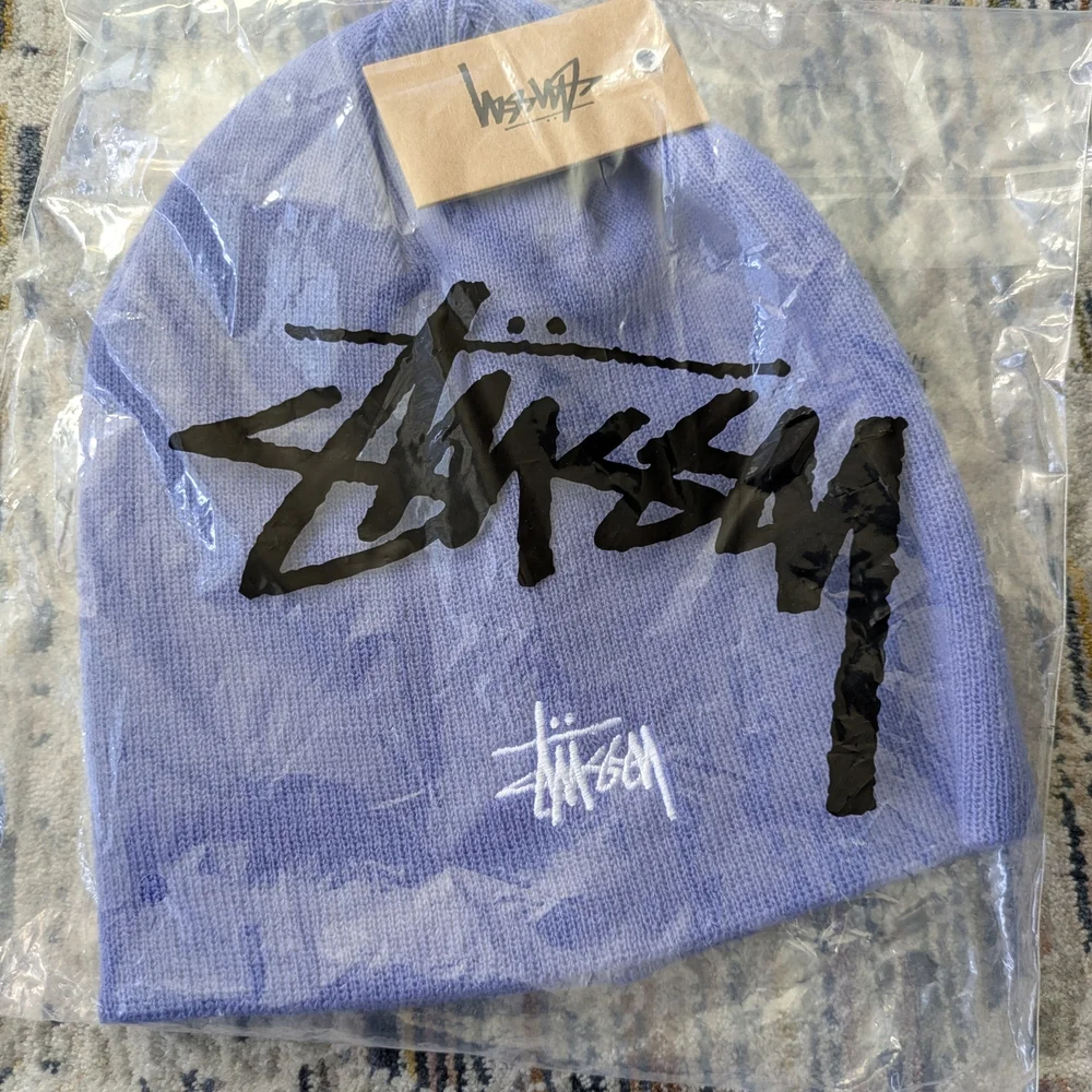 Stussy Lavender Beanie Hat with Black & White Logos - Picture 1 of 2